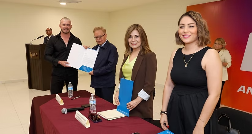 Consolida UES su calidad educativa con acreditación de 21 programas