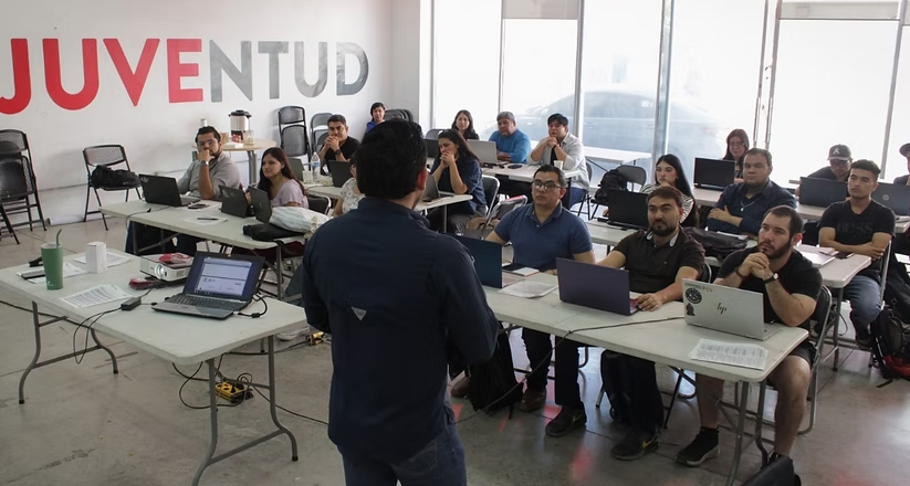 Impulsa Gobierno de Sonora el talento juvenil con Bootcamp Emprendedor