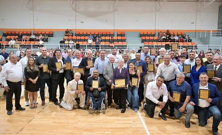 Da bienvenida Toño Astiazarán a 20 integrantes al Salón de la Fama del Deportista Hermosillense 2026