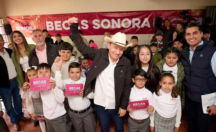 Gobernador Durazo beneficia a familias sonorenses con más becas, más apoyos y menos gastos