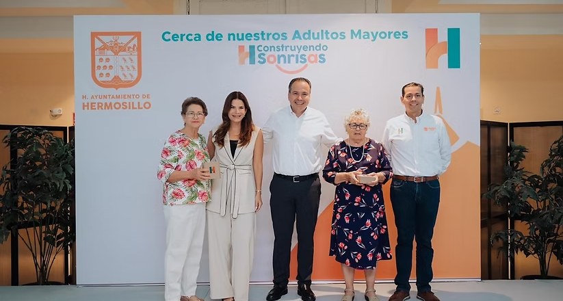 Apoya Toño Astiazarán a adultos mayores con casi 2 mil prótesis dentales a través de Construyendo Sonrisas