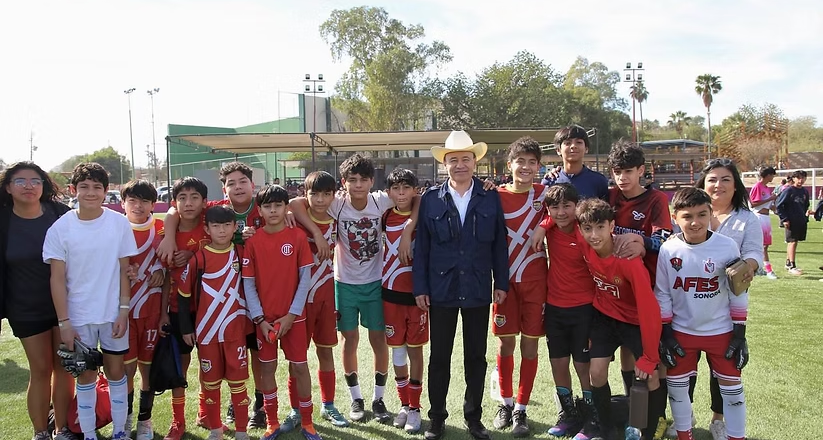 Gobernador Durazo forja futuros líderes del deporte con Mundialito Escolar 2026