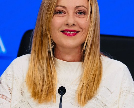 Georgia Meloni , Presidenta del Consejo de Ministros de Italia, replica programa de Vivienda del Bienestar de la presidenta Sheinbaum en Italia