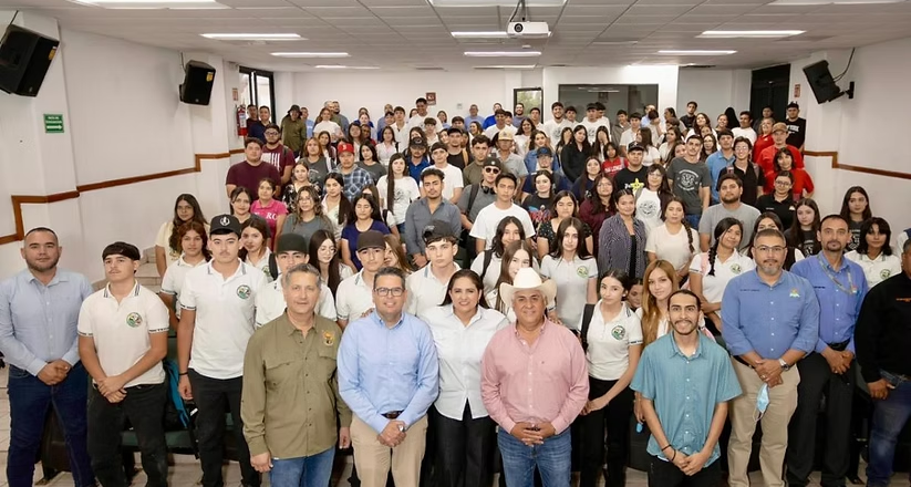 Impulsa Gobierno de Sonora conservación y repoblamiento del guajolote con la Universidad de la Sierra