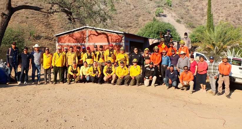 Gobierno de Sonora en trabajo coordinado con instituciones de los tres niveles de gobierno, logra control total del incendio forestal “La Casita” en Arivechi