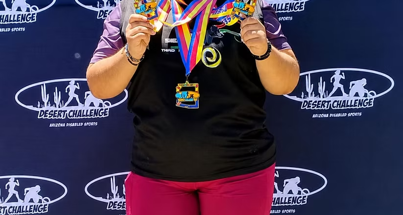 Atleta de deporte adaptado de Cobach Sonora conquista tres medallas de oro en competencia internacional