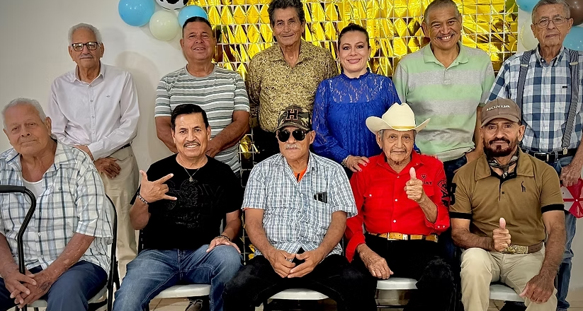 Gobierno de Sonora realiza festejo del Día del Padre para adultos mayores en el ISAAM
