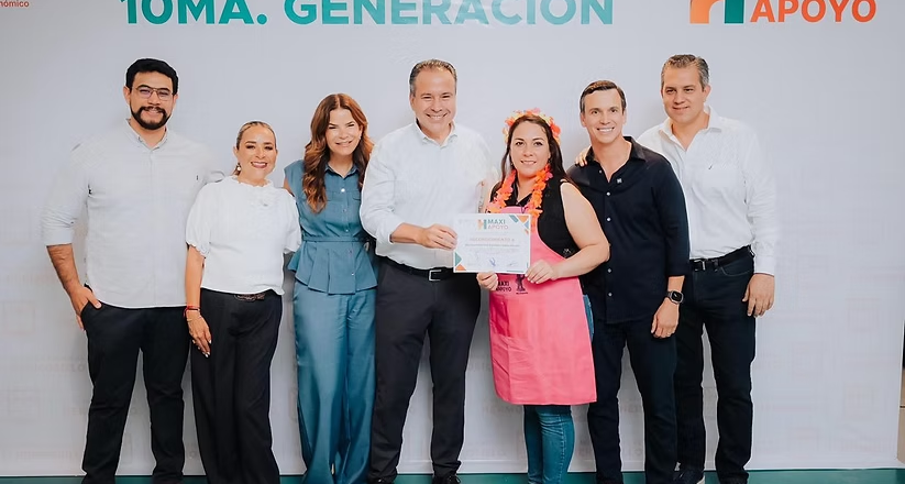 Apoya Toño Astiazarán a más de 300 mujeres emprendedoras con Maxi Apoyo