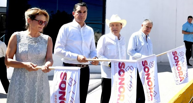 Gobernador Durazo arranca distribución de más de 3.3 millones de libros de texto en escuelas públicas