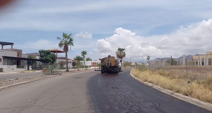 Avanza al 45 por ciento obra de pavimentación en avenida Los Yaquis de San Carlos