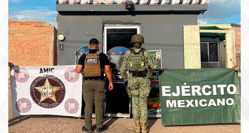 Aseguran AMIC y Defensa máquinas tragamonedas y narcótico durante cateo en Caborca