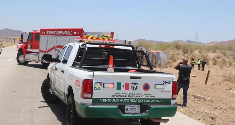 Atienden Bomberos, Protección Civil y cuerpos de emergencia accidente de autobús