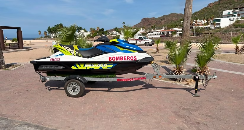 Bomberos de Guaymas fortalece su División de Rescate Acuático con nuevo equipamiento y entrega de uniformes
