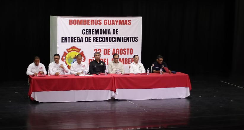 Reconoce Ayuntamiento de Guaymas a Bomberos