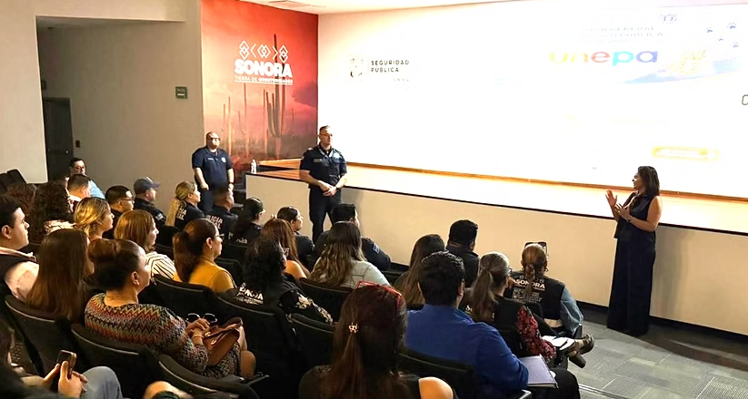 Fortalecen preparación de operadores de líneas de emergencia en protección y bienestar animal