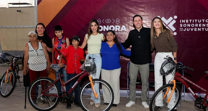 Gobierno de Sonora entrega 100 bicicletas a jóvenes que asisten a comedores comunitarios
