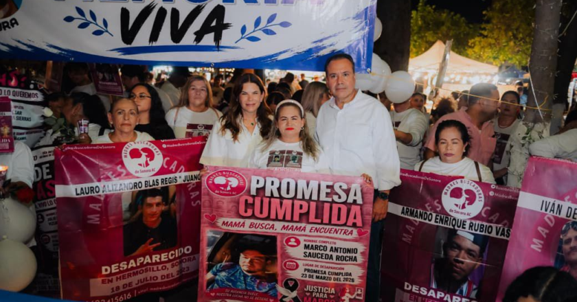Honra Toño Astiazarán el esfuerzo de colectivos de buscadoras de sus familiares desaparecidos