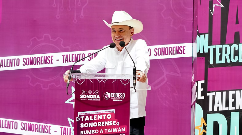 Durazo impulsa futuro tecnológico de Sonora con tercera generación de estudiantes sonorenses rumbo a Taiwán