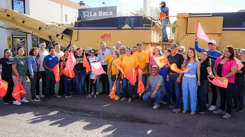 Mantiene Toño Astiazarán rehabilitación de vialidades en diversos sectores de la ciudad