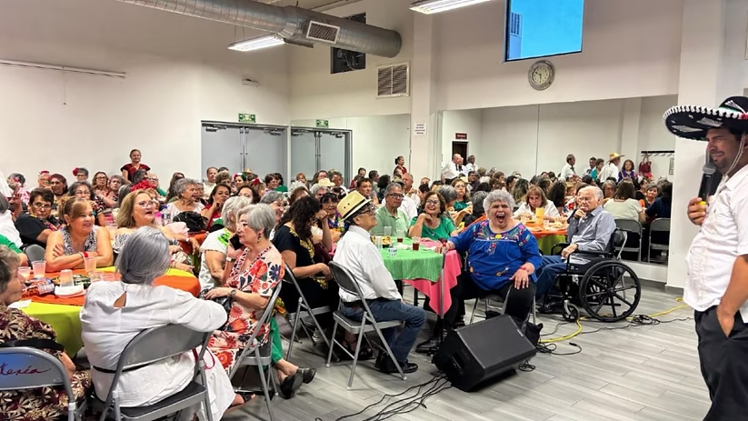 Celebra Gobierno de Sonora “Noche Mexicana” con jubilados y pensionados de Isssteson