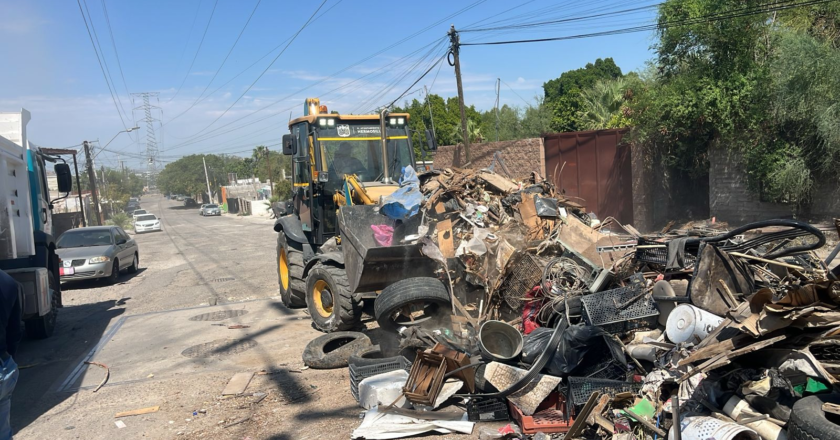 Retira Ayuntamiento de Hermosillo 40 toneladas de materiales en desuso en jornada de descacharre