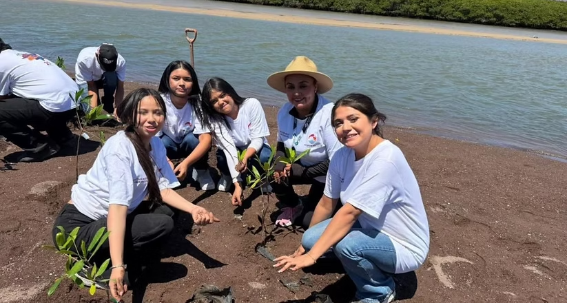 Invita Gobierno de Sonora a estudiantes de Conalep a participar en la convocatoria al Premio Jóvenes Emprendedores